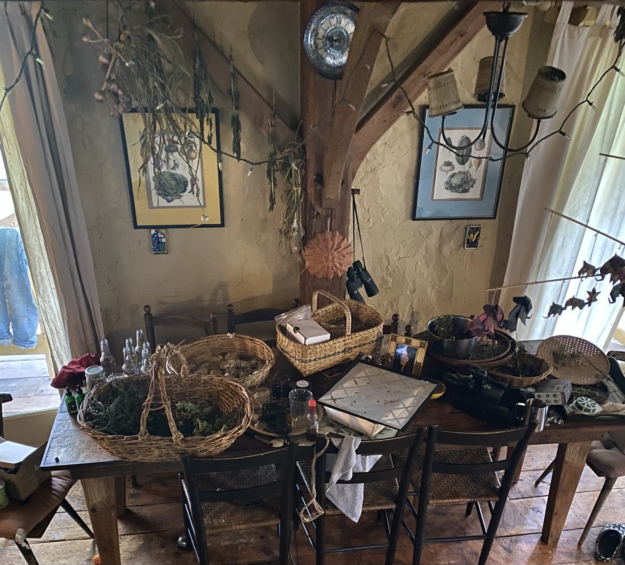 Summer Kitchen – Straw House Herbs